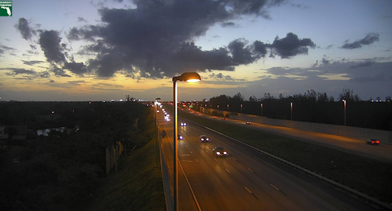 Roadside camera shows twilight vehicle numbers in Florida 